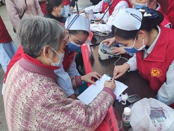 福建省福州神经精神病防治院开展妇女节志愿服务活动现场照片 (2).jpg